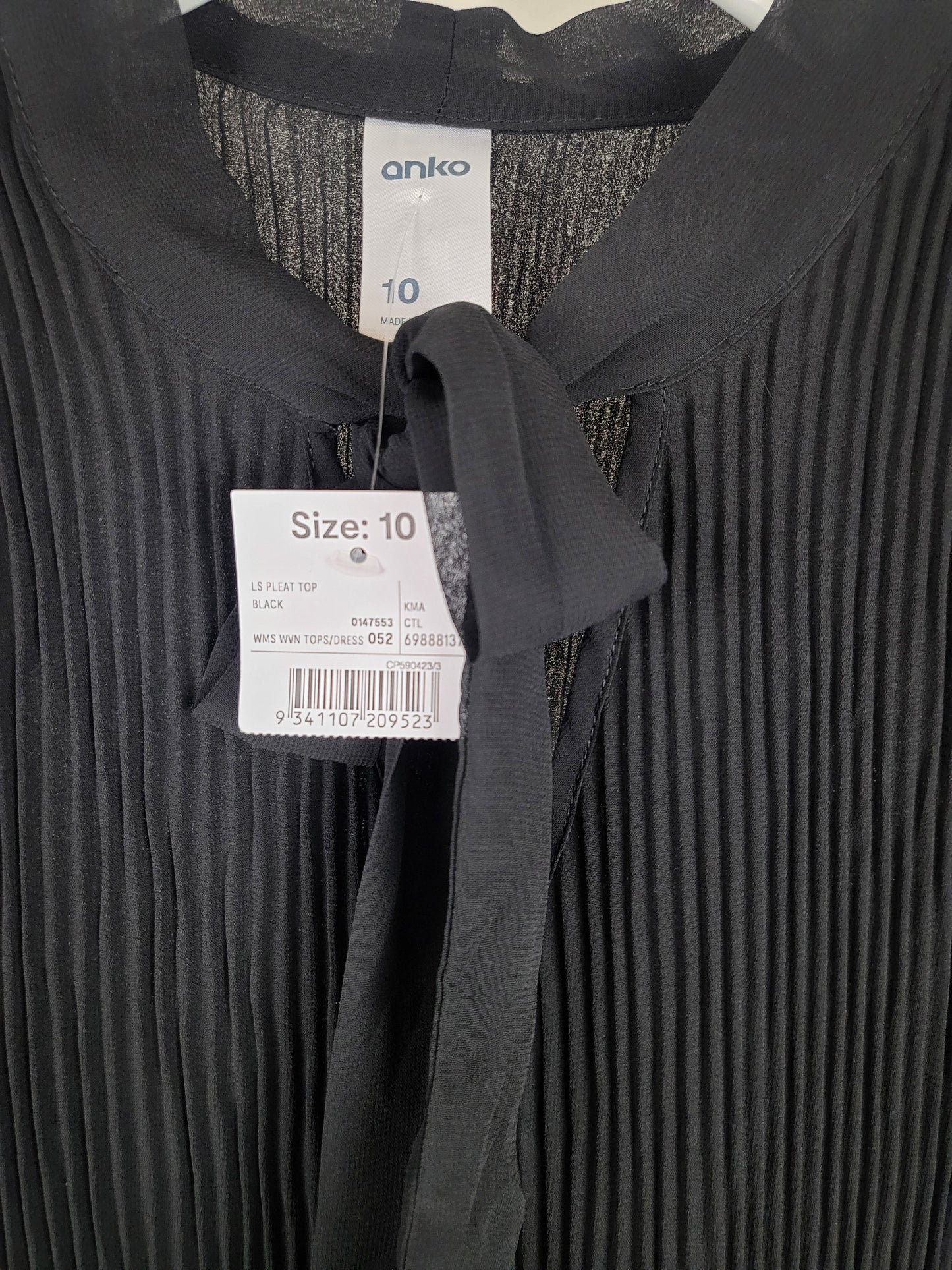 BNWT Black Pleated Necktie Blouse | Size 10