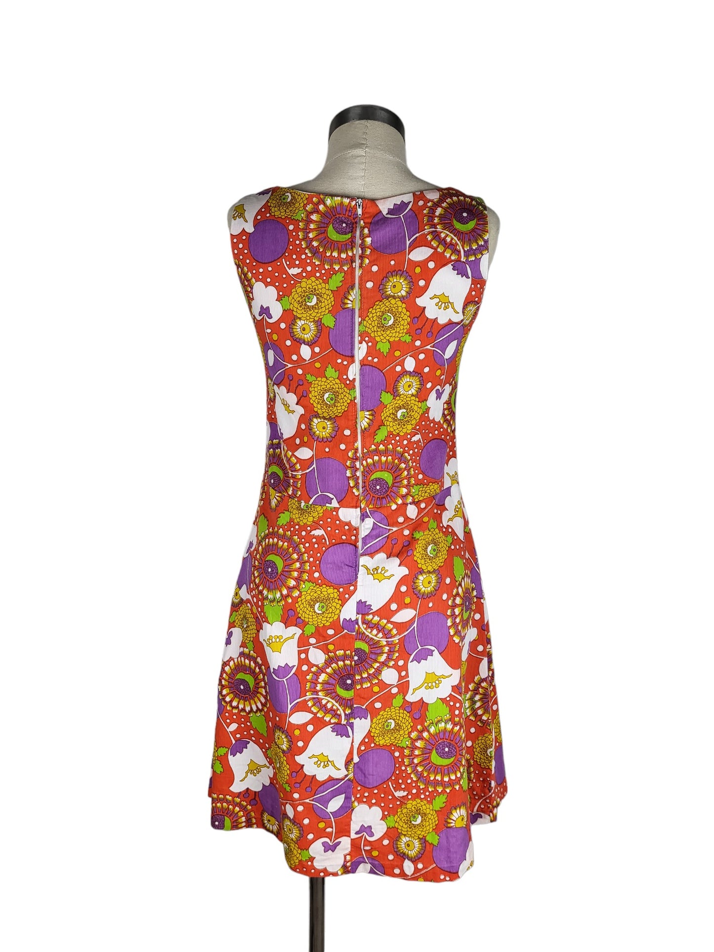 Vintage Sleeveless Vibrant Fitted Dress | Size 08