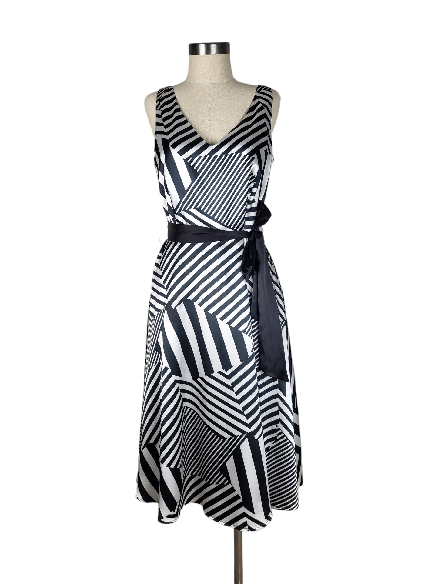 Diana Ferrari - Black and White Satin Evening Dress with waist Tie | Size 12