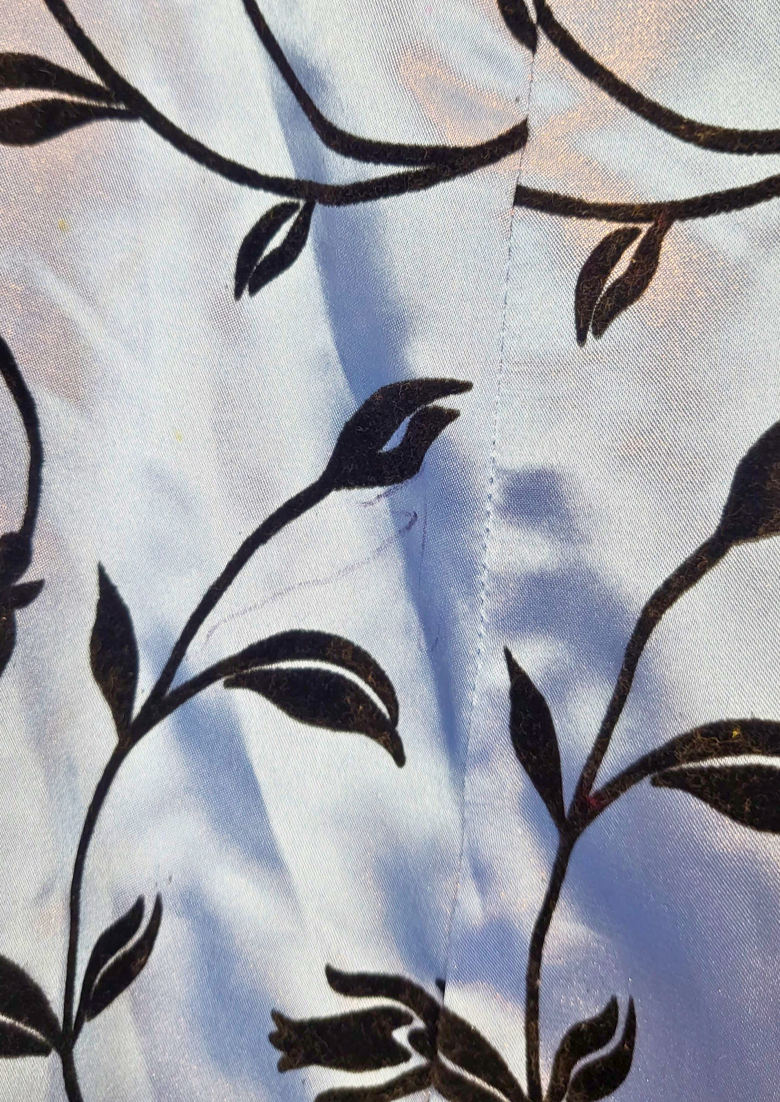 Close up markings on front of skirt.